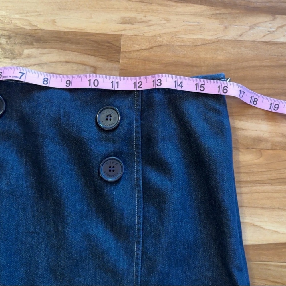 Nine & Company Denim Skirt Size 8 | Stretch A-Line | Nautical Button Detail - Picture 5 of 6